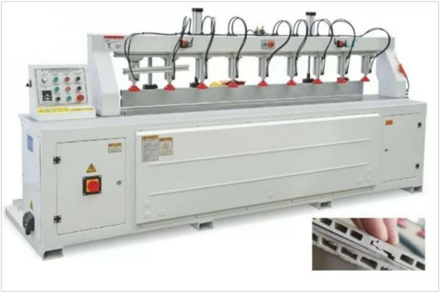 Foto do equipamento Fresadora Linear